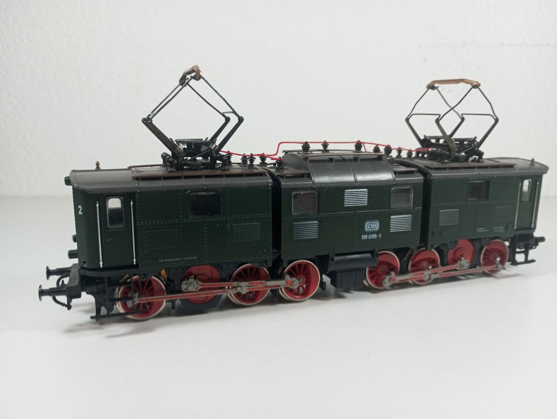 Roco Modellini di ferrovie: ROCO: Lokomotive BR 191 DB – Difettoso da Fontaines NE venduto da waterfoot 1