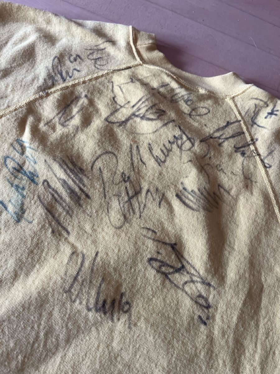 Pulls & Sweat-shirts: HC Davos HCD Vintage Pullover Autogramme – D'occasion à Wallisellen par theadicts77 3