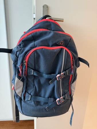 Guterhaltene Schulthek / Rucksack von Sat.ch zu verkaufen!