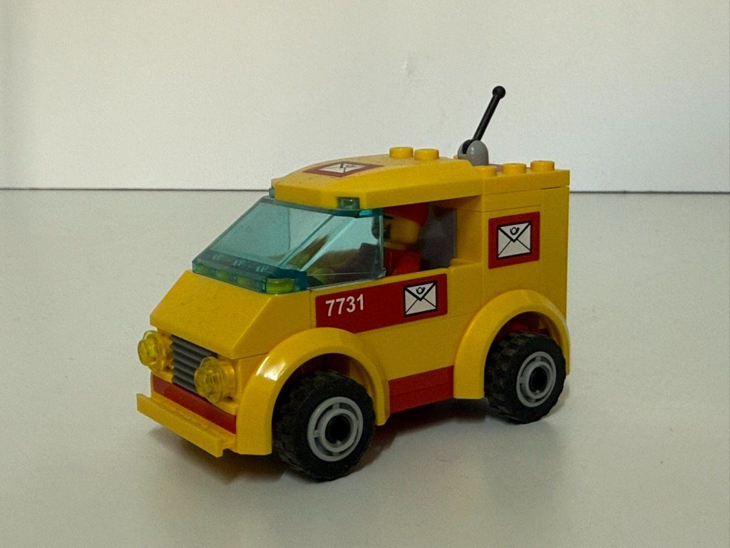 Lego Giocattoli: LEGO City Postauto (Set 7731, "Mail Van") – Usato da Lohn/SH venduto da PokemonSchweiz