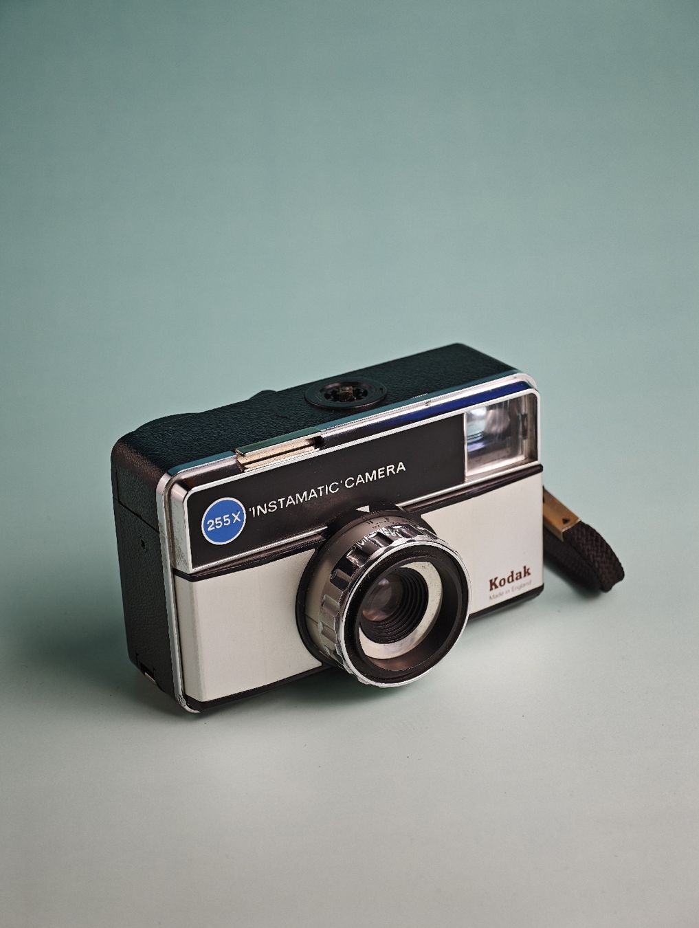 Kodak Fotocamera: Kodak Instamatic 255x – Difettoso da Oron-le-Châtel venduto da max_zg5l 2