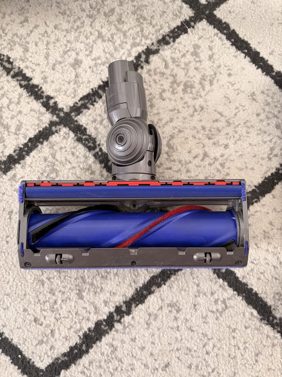 Dyson Staubsauger & Zubehör: Dyson V8 Total Clean – Gebraucht aus Bussigny von LabiZaule 2