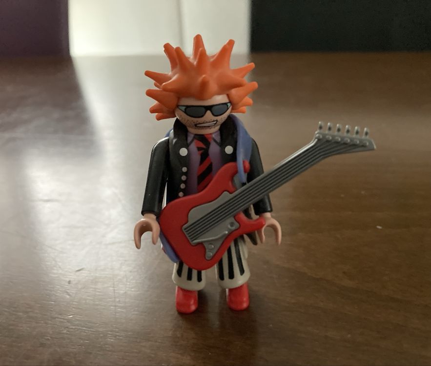 Playmobil Rockstar Punk Figur Singer Musiker Gitarre Rock | Kaufen auf ...
