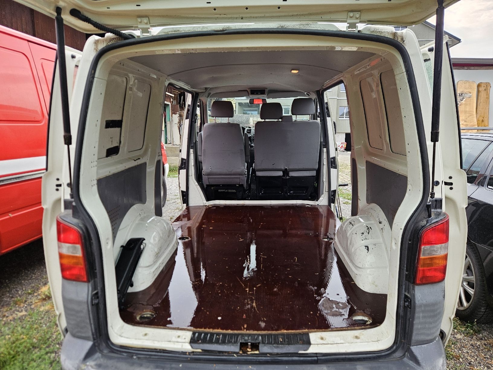 VW Veicoli commerciali: VW T5 4Motion 2.5 TDI 4x4    – Usato da Müswangen venduto da Mamfred444 7
