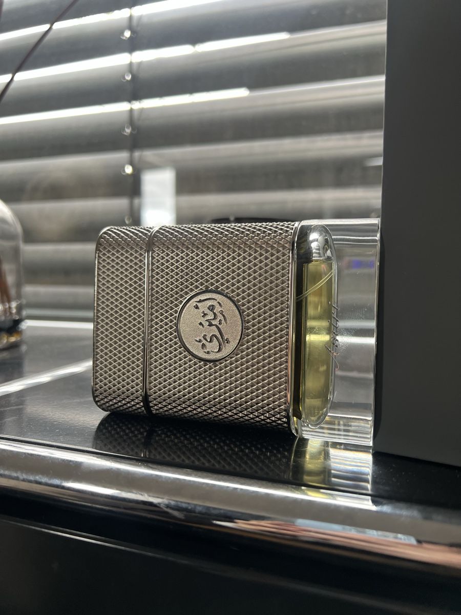 Profumi & Eau de Toilette: Arabian Oud - Amiri – Nuovo (secondo la descrizione) da Basel venduto da eljias1311 2