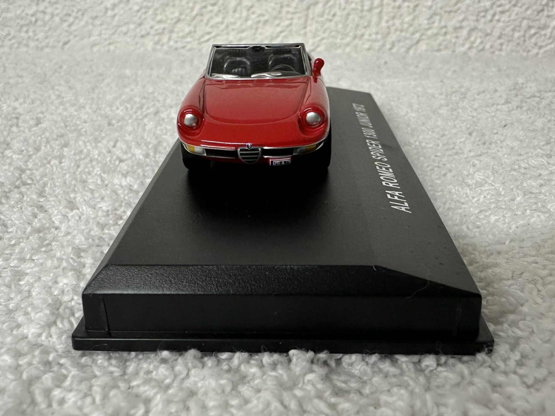 Alfa Romeo Modellautos: 1:64 Modellauto 1972 Alfa Romeo Spider 1300 Junior – Gebraucht aus Ried-Brig von V8_Andy 3