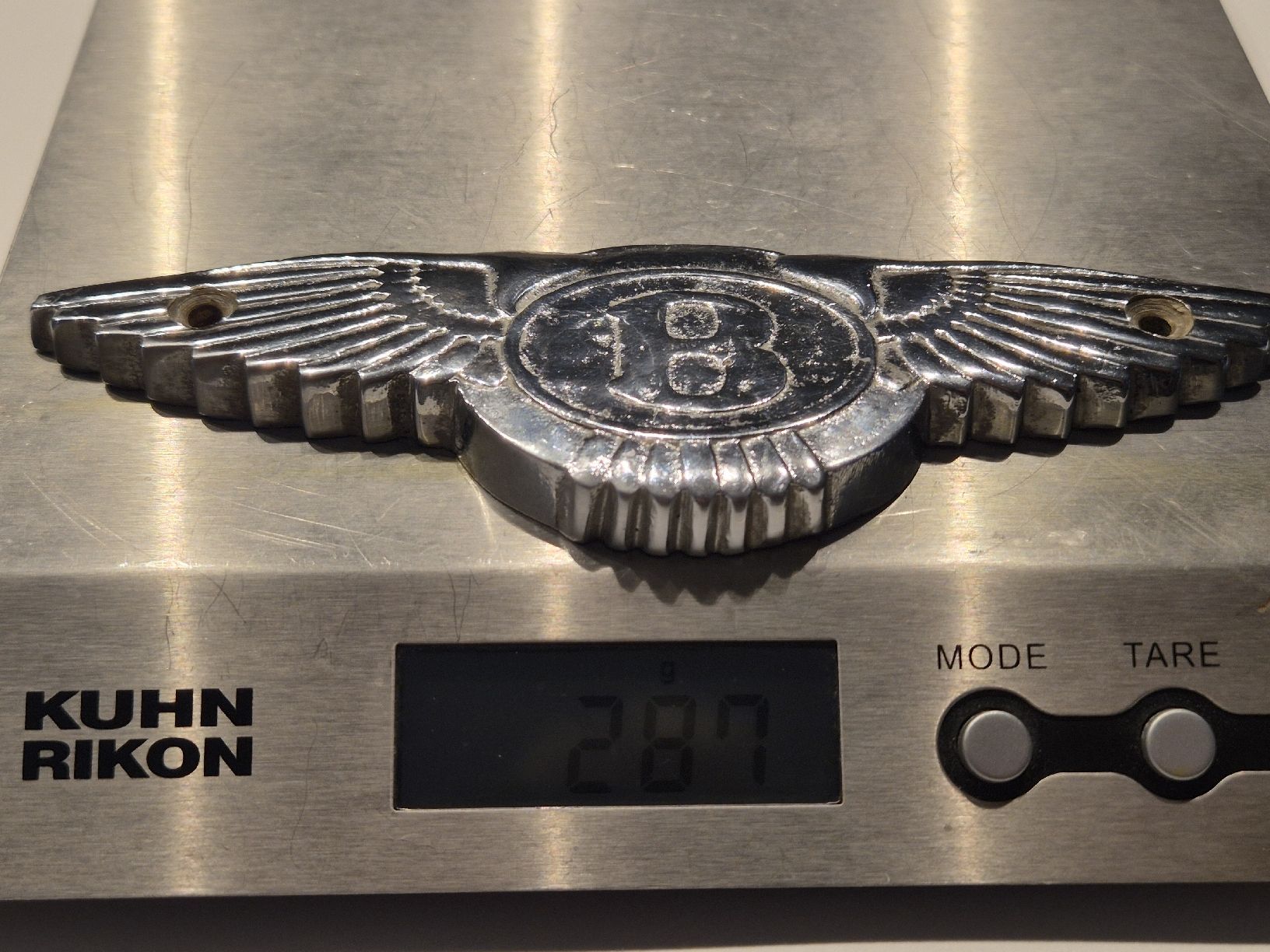 Bentley Accessori per altri veicoli: Auto Oldtimer Bentley Sammler Vintage Kühlerfigur Emblem – Usato da Russikon venduto da eunicetungol