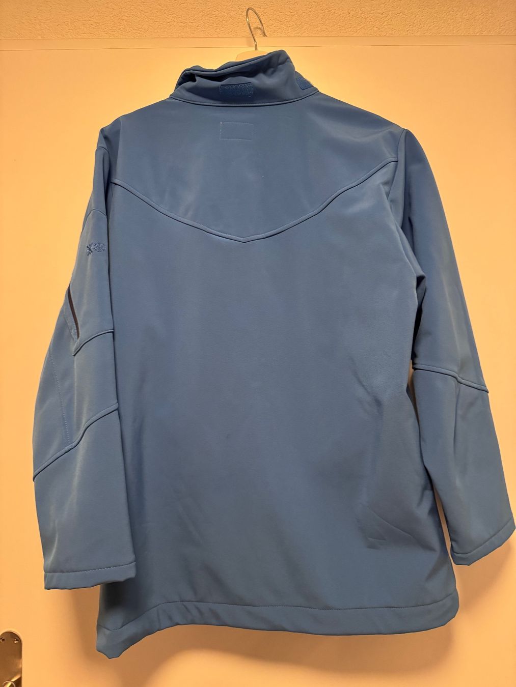 Morgan Giacche: Jack Morgan Softshell Jacke, Himmelblau, Grösse L – Usato da Winterthur venduto da tam_7tbh 2