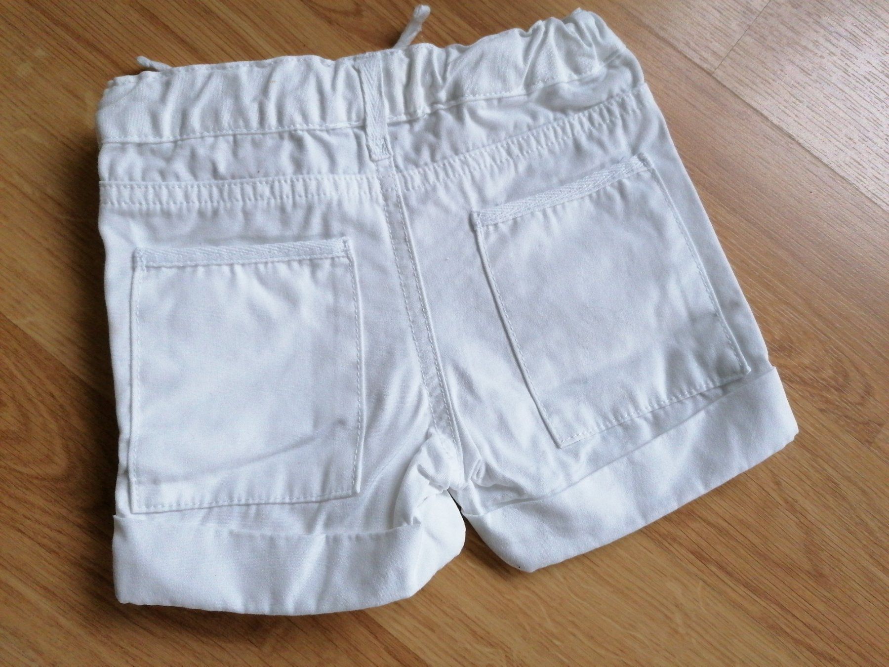 Pantaloni: Shorts Gr 62 – Usato da Büttikon AG venduto da Amineah 1