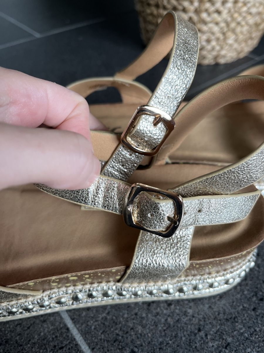 Scarpe da donna: Sandalen Gr. 40 – Usato da Holziken venduto da Xjj19 1