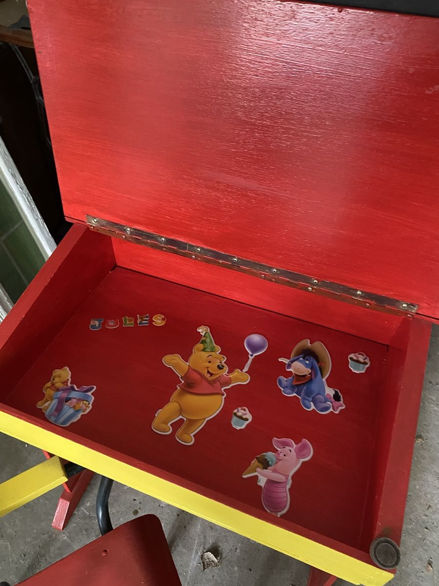Scrivanie: kinderpult mit Stuhl – Usato da Münsingen venduto da Sinonn 1