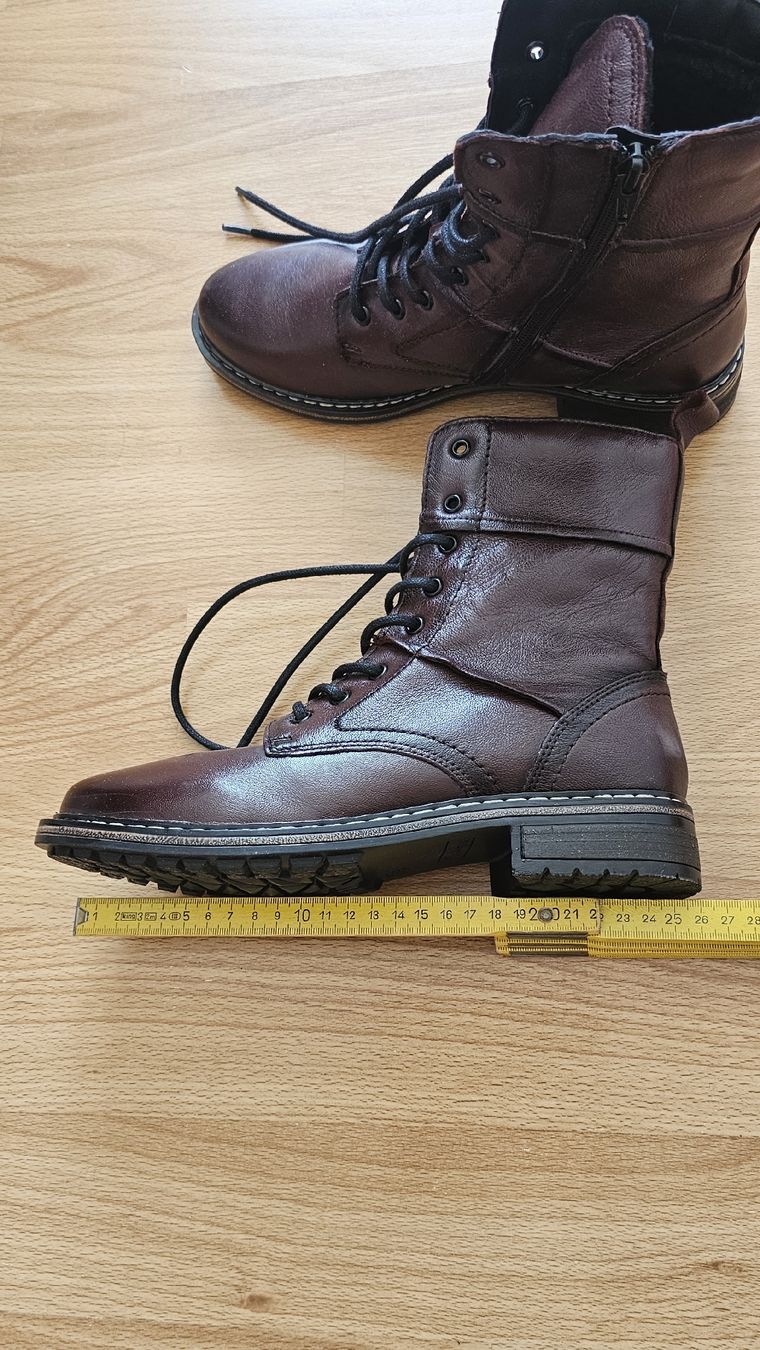Chaussures femmes: Neue Leder-Boots Grösse 38 – Neuf (Voir description) à Rüschlikon par Schildchroetli 7