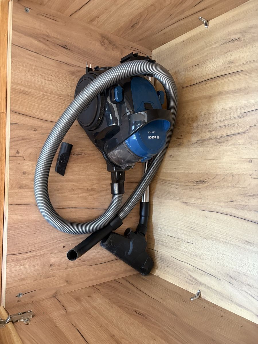 Bosch Staubsauger & Zubehör: Staubsauger Bosch Serie 2 – Gebraucht aus Herisau von Kathrin_28 1