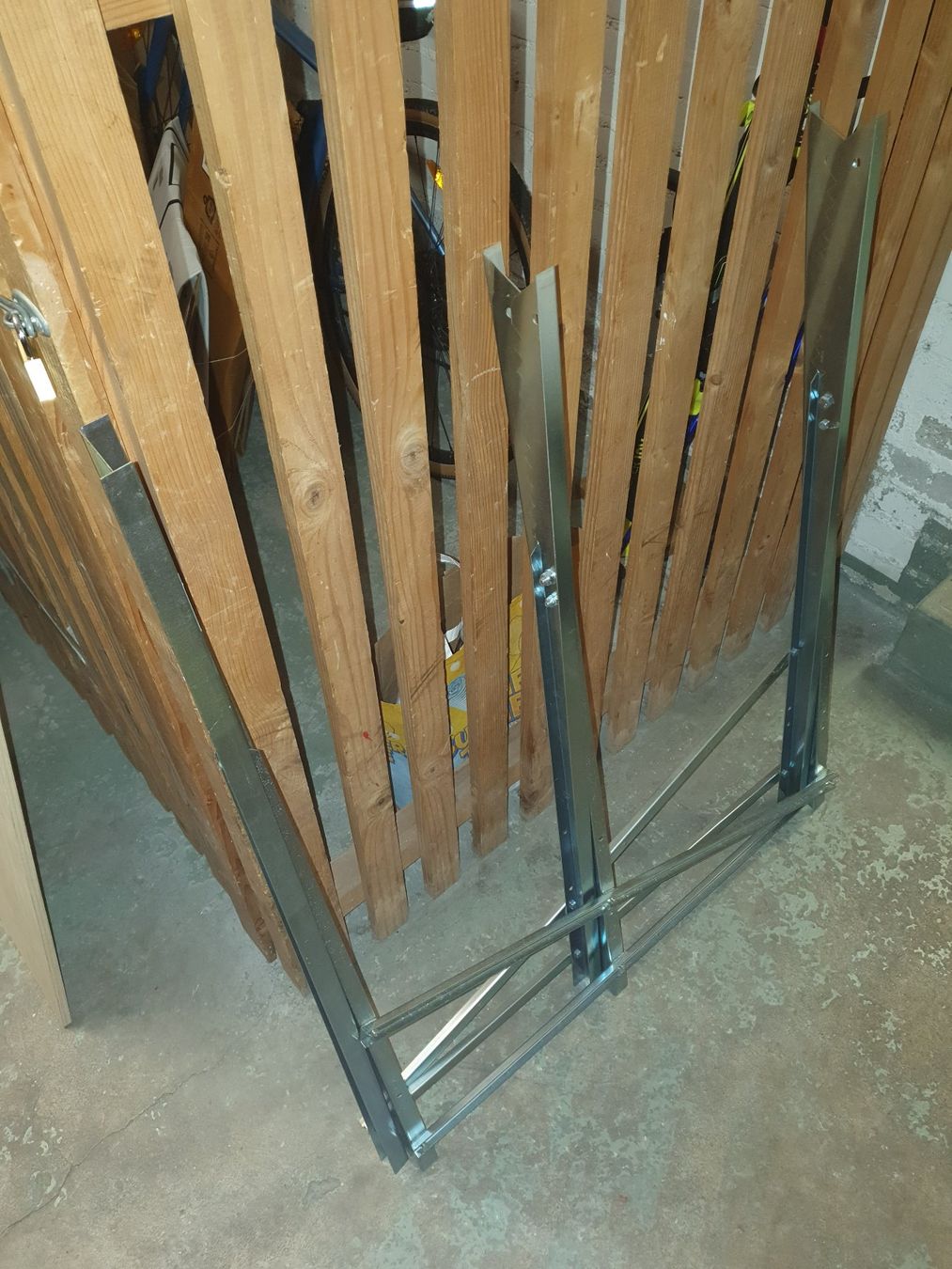 Altro in Utensili da giardino: Metallsägebock – Nuovo e nell'imballaggio originale da Zürich venduto da Levithani 1