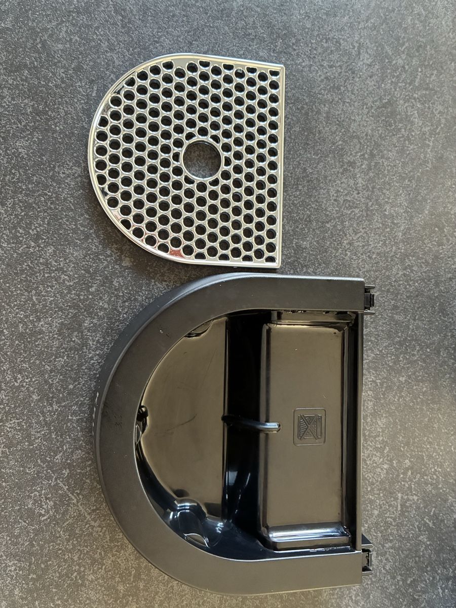 Krups Macchine per caffè & Macchine per espresso: Machine à café Krups Nespresso Citiz  – Nuovo e nell'imballaggio originale da Courgenay venduto da hertzogg 3