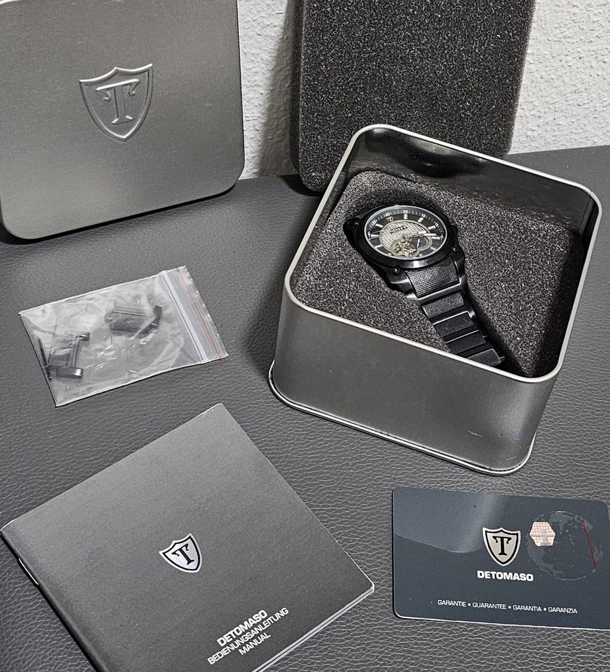 De Tomaso Uhren: Montre De Tomaso Modena – Gebraucht aus Genève von This_is_my_hobby