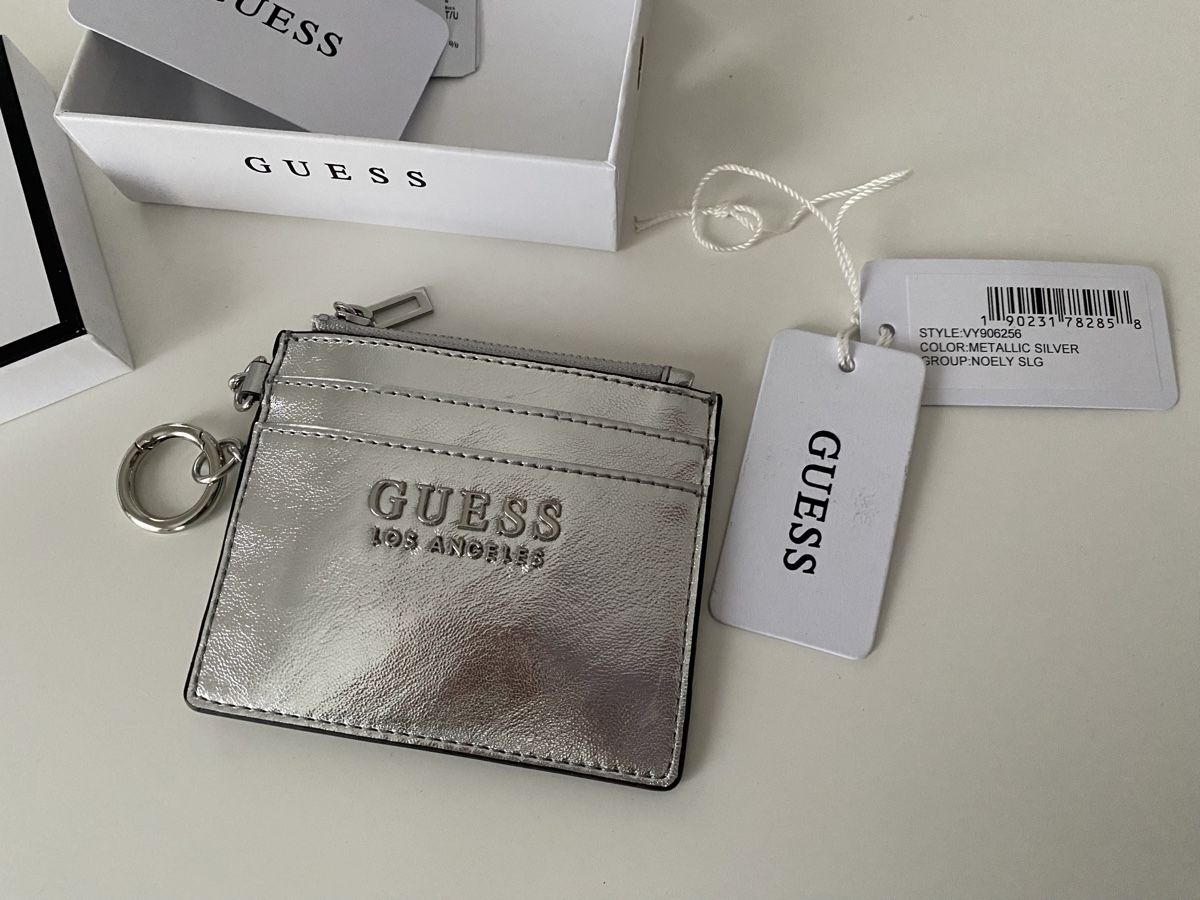 Guess Altro in  Abbigliamento & Accessori: Guess Zip Coin Pouch Münz und Kartenhalter – Nuovo e nell'imballaggio originale da Pregassona venduto da anaia01