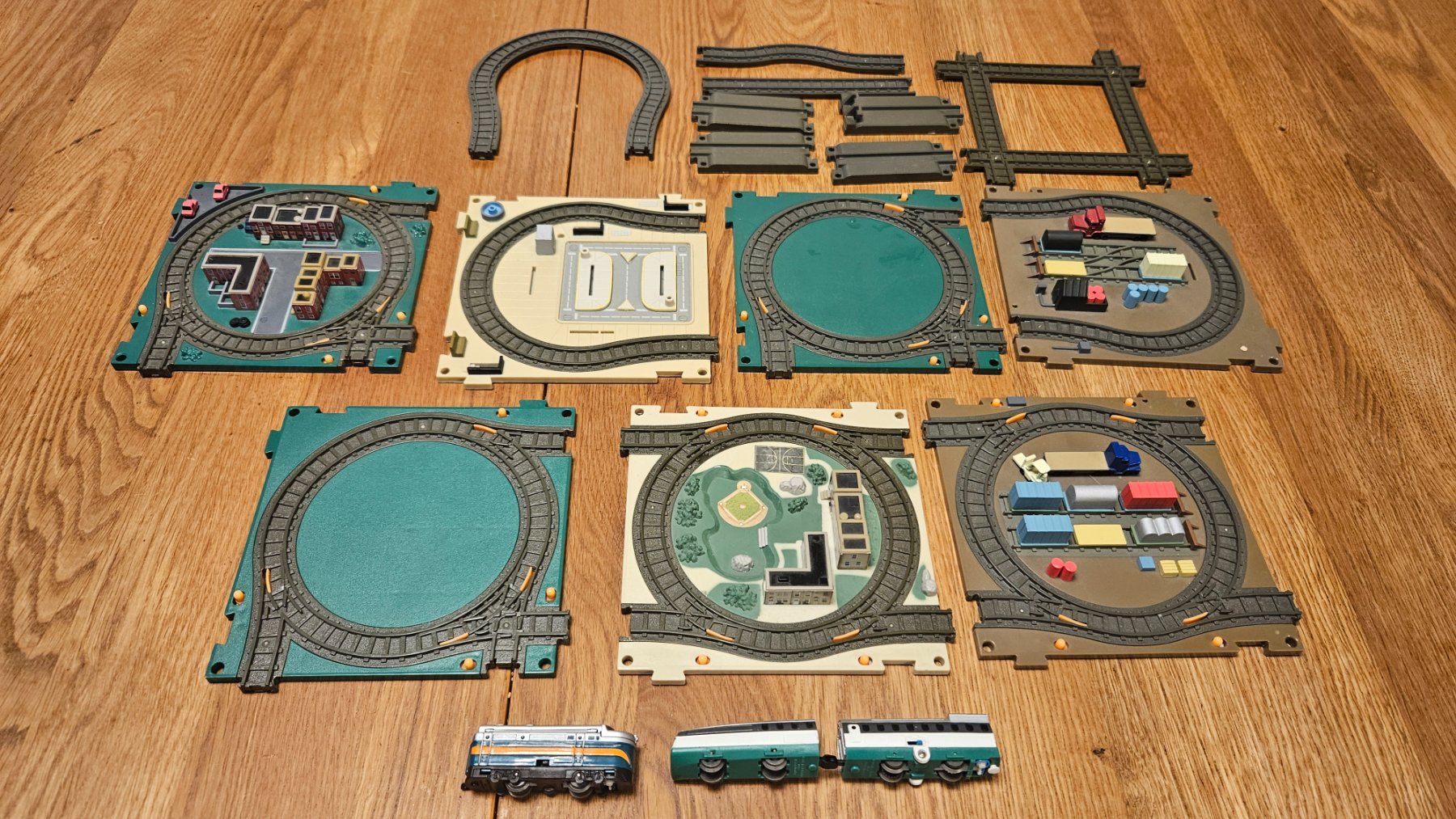 Modellini di ferrovie: Mini Eisenbahn / Zug-Set – Modular – Usato da Taverne venduto da farafina72 1