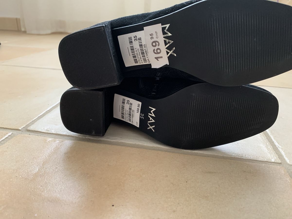 Scarpe da donna: Stiefel schwarz Grösse 35 – Nuovo (secondo la descrizione) da Greifensee venduto da GMS_CH 1