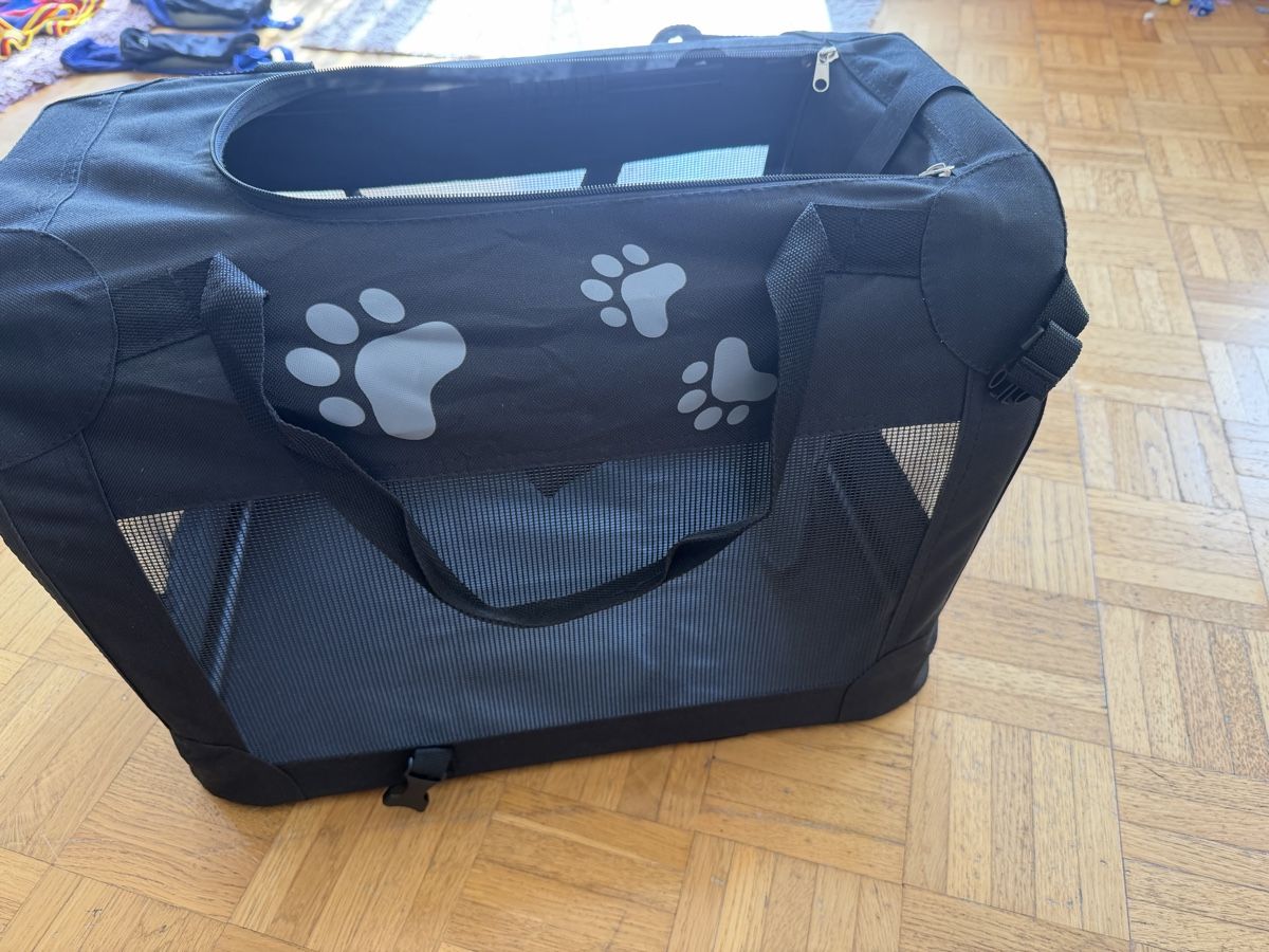 Käfige, Transport & Sicherheit: Hunde transportbox – Gebraucht aus Reinach BL von odo69