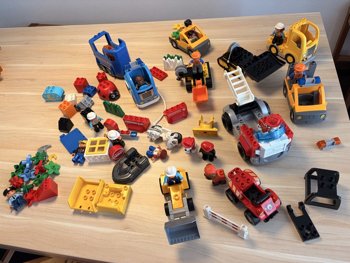 Lego Giocattoli: LEGO DUPLO mix / 2030g – Usato da Istighofen venduto da sax_p65z