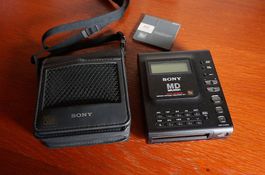 Sony MD Walkman Minidisc Portable Recorder MZ-1