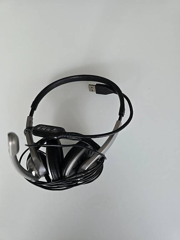 Logitech Cuffie: Logitech USB Headset/Kopfhörer M/N A-0356A – Usato da Thun venduto da Umd