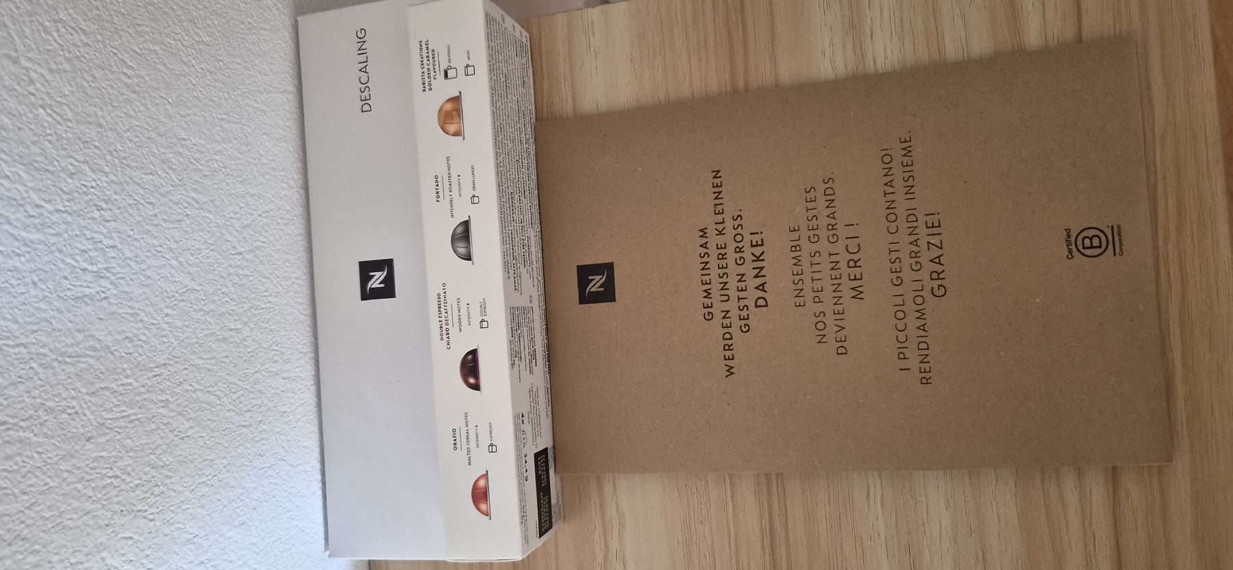 Nespresso Altro per la casa: Nespresso Vertuo Set + Original- Ständer +55 Kaspeln – Nuovo (secondo la descrizione) da Konolfingen venduto da ral_8h2m 2