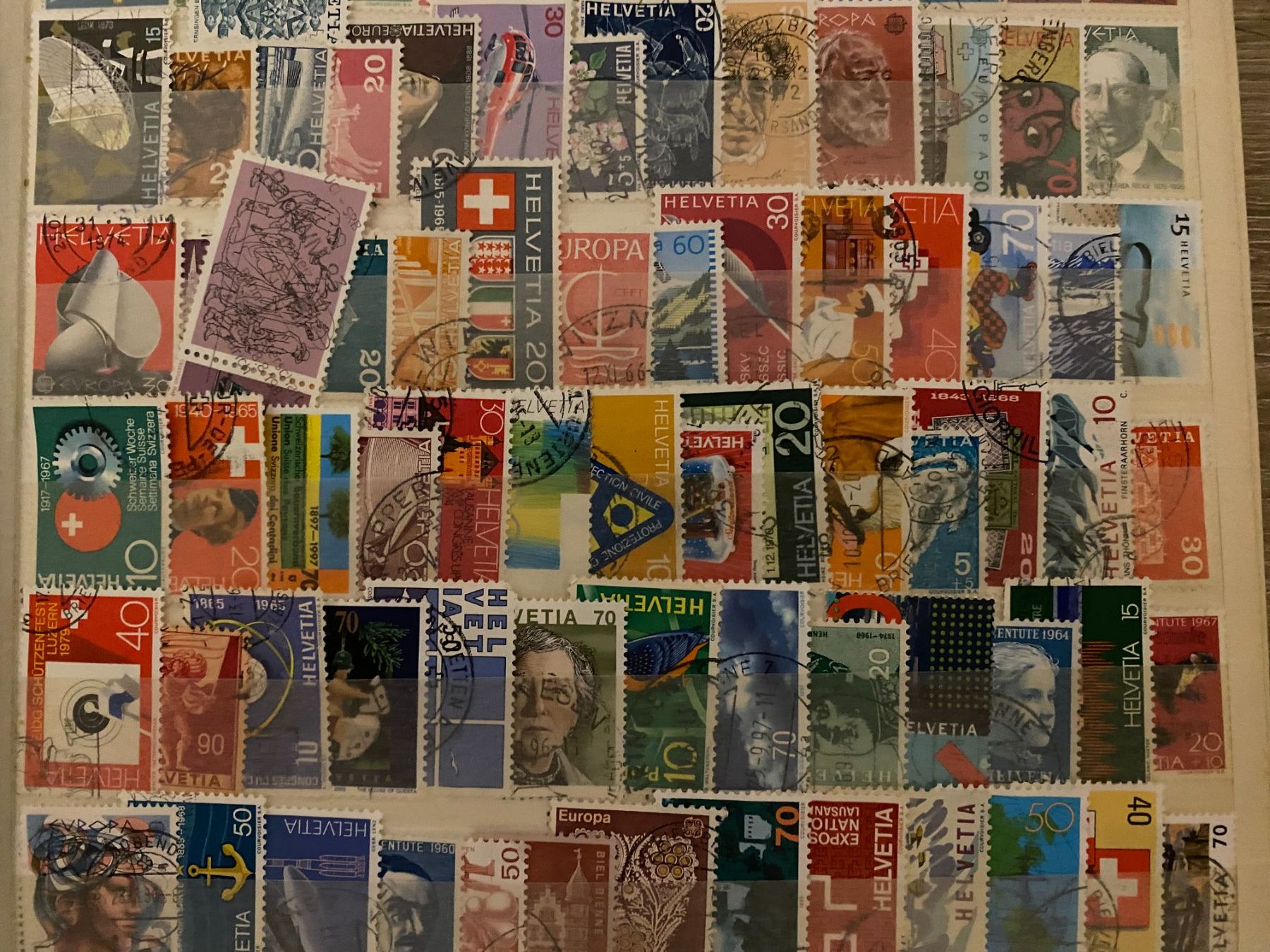Tutti i francobolli: Schweiz  Briefmarken 100.stuck – Usato da matten b. interlaken venduto da jfran17 2