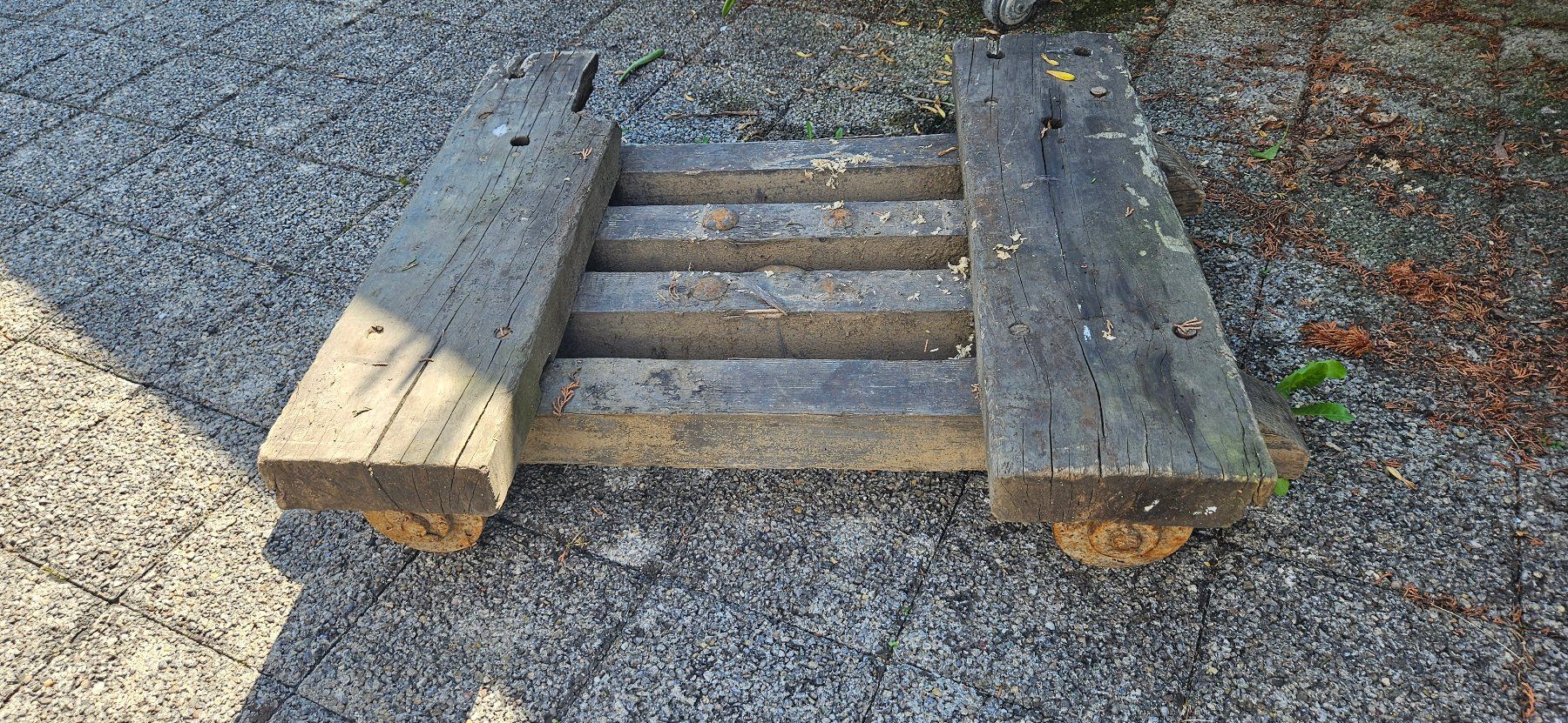 Alle Werkzeuge: antiker schwerlast rolli – Gebraucht aus ZIHLSCHLACHT von Raja9 1