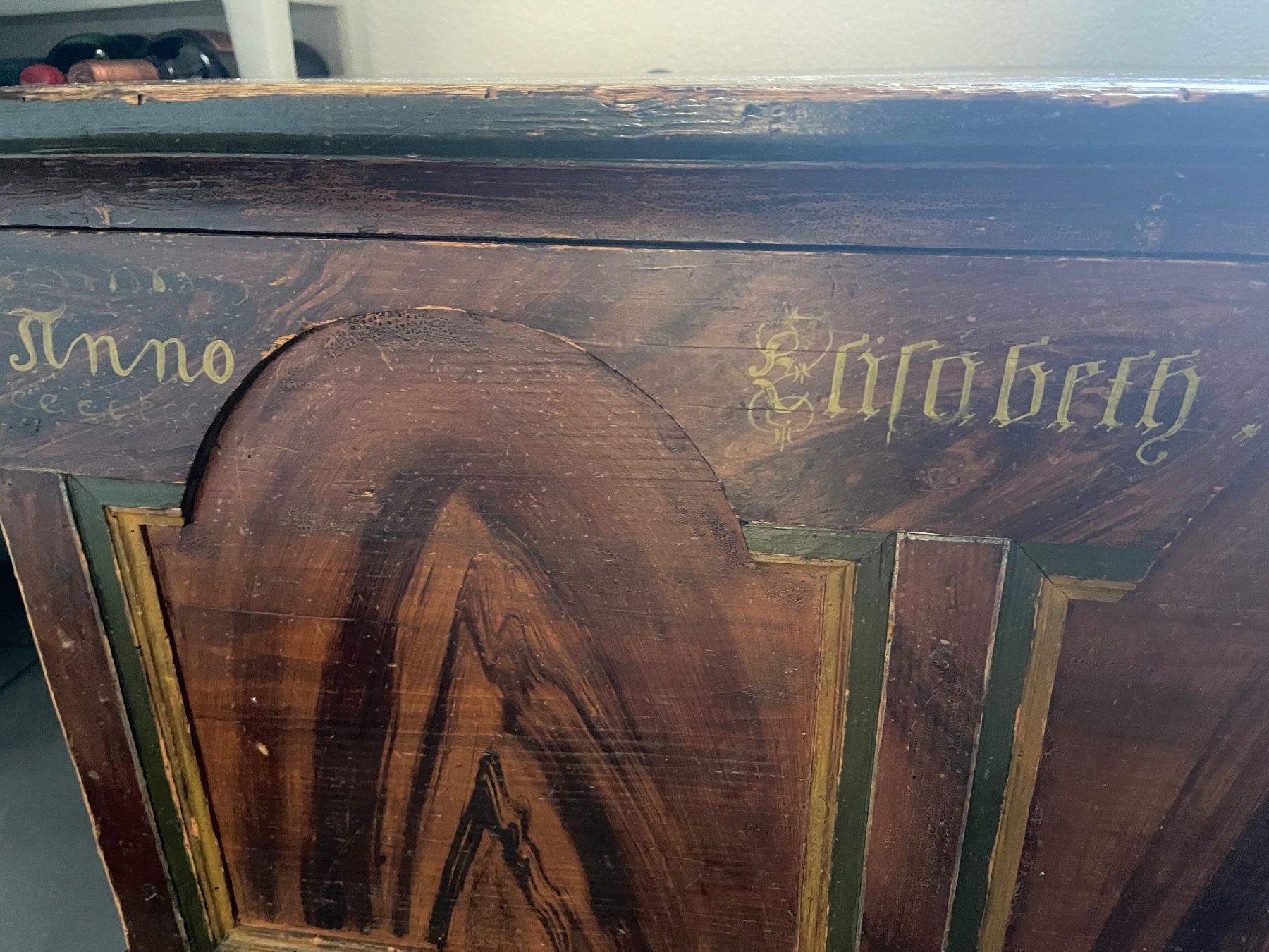 Cassapanche: Antike Truhe – Usato da Zürich venduto da stress05 5