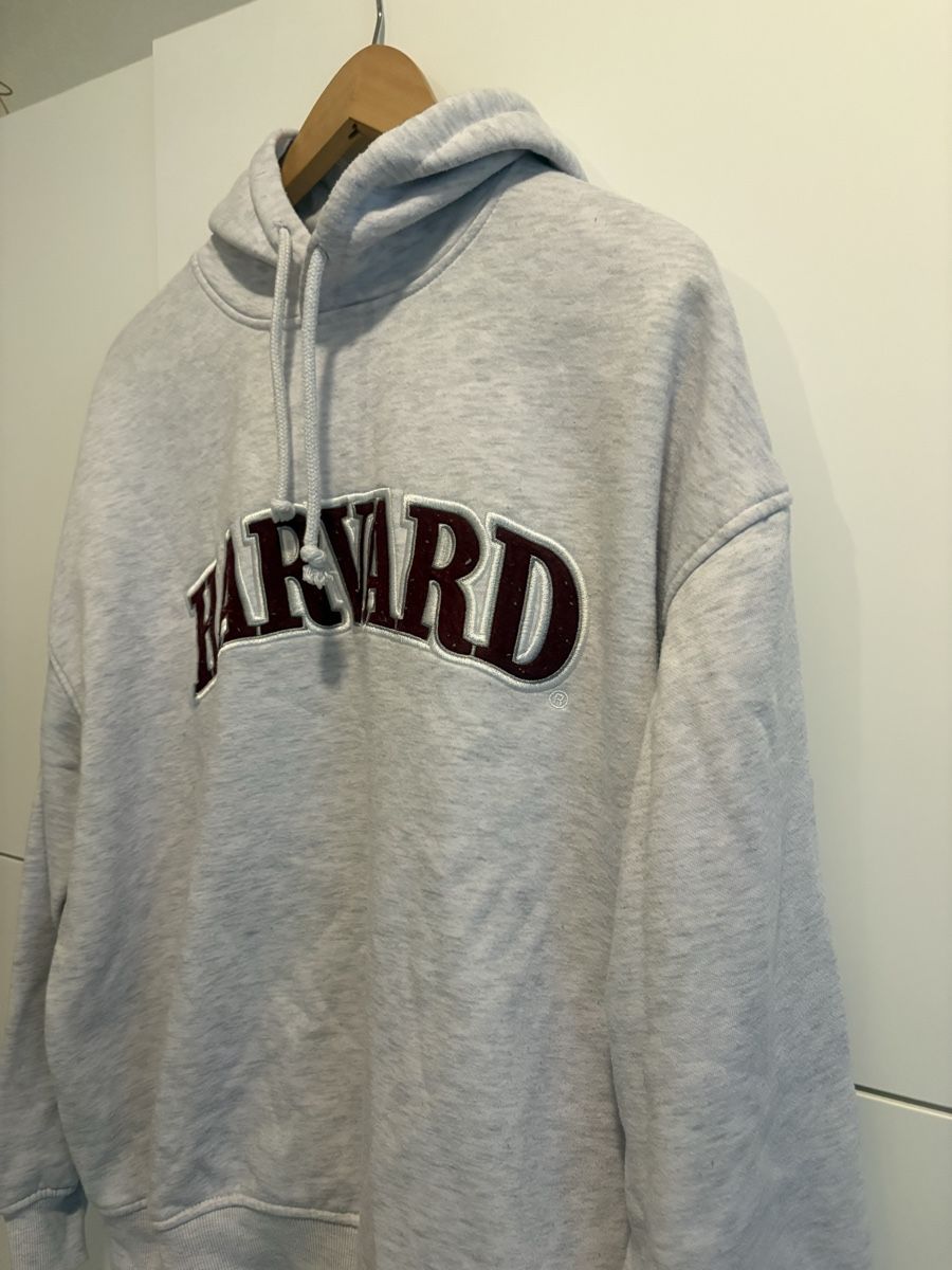 Pullover & Sweatshirts: Sweat à capuche Harvard gris chiné taille Small  – Gebraucht aus Pully von kaba07 2