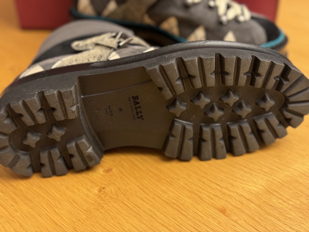Bally Scarpe da donna: Bally Boots Schuhe Leder Größe 38 – Nuovo e nell'imballaggio originale da Volketswil venduto da praxis12 3