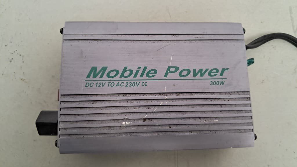 Inverter: Power Inverter DC-AC Maxxtro (Wechselrichter) – Usato da Alpnach-Dorf venduto da Hess-Automobile 1