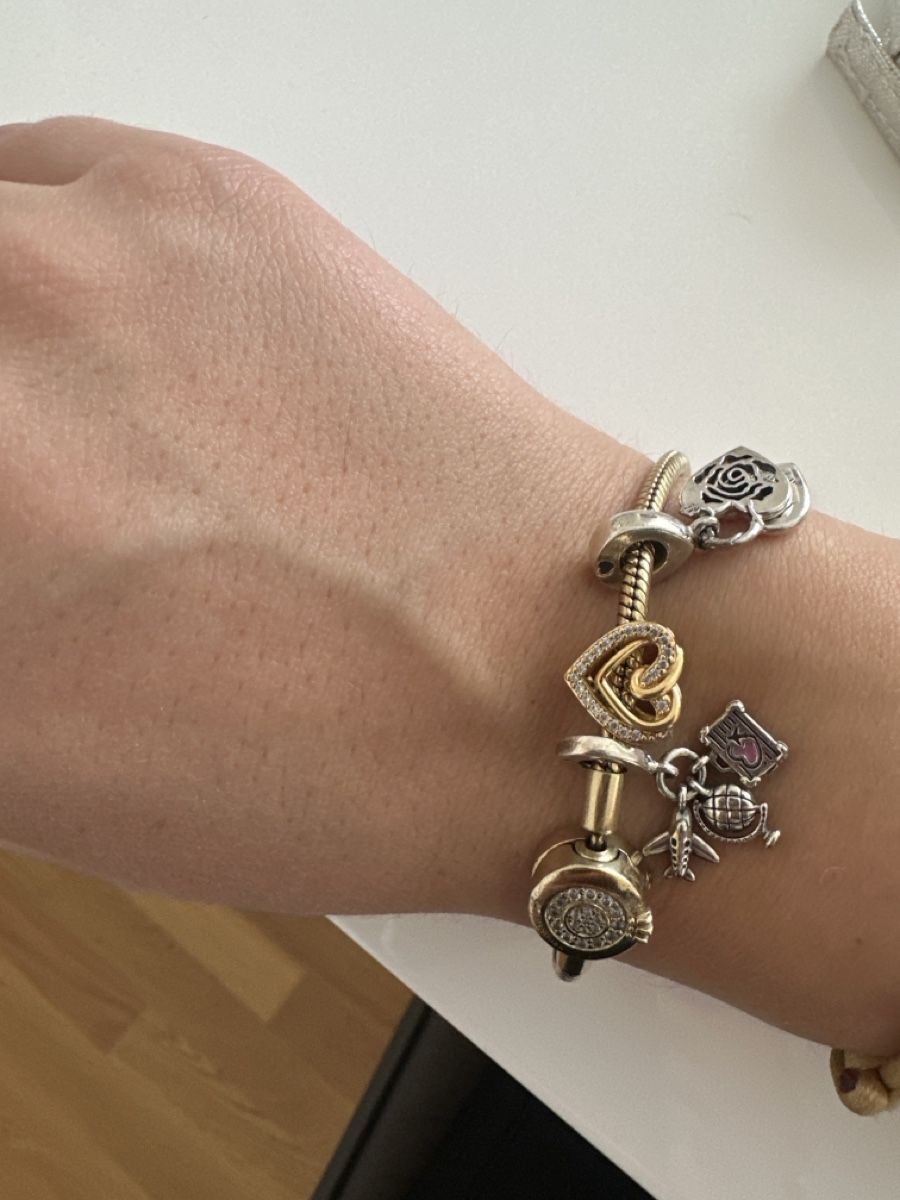 Pandora Altri gioielli: Pandora Armband mit Charms – Usato da Selzach venduto da ade_6p2c 2