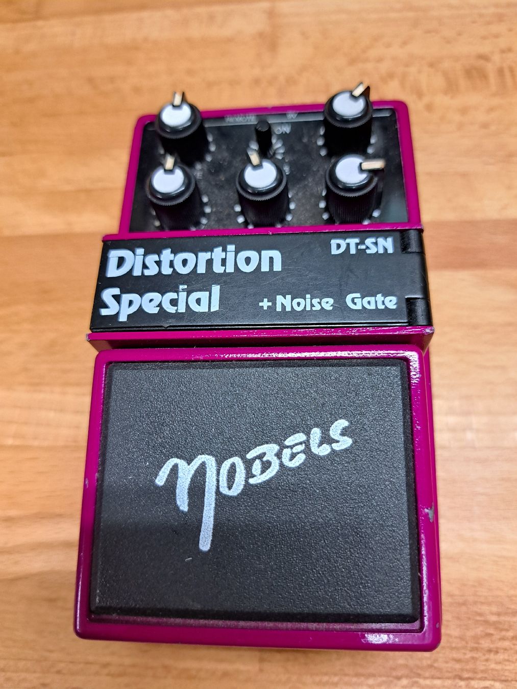 Strumenti musicali: Nobels Distortion DT-SN – Usato da Uznach venduto da gartenri 4