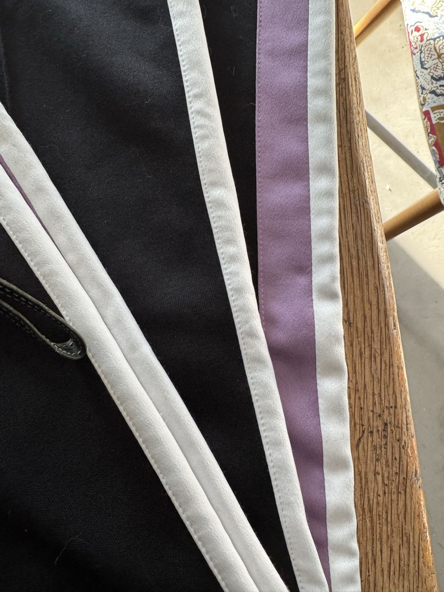 Pantaloni: Trainerhose Gr L – Usato da Visp venduto da Pastis 1