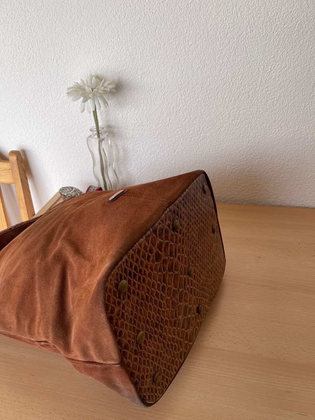 Coccinelle Borse da donna: CAPRISE Tasche /NP200CHF Wildleder Braun – Usato da Kölliken venduto da Prscoo 4