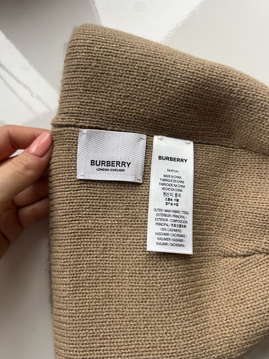 Burberry Copricapi, berretti & cappellini: Burberry Cashmere Beanie, Camel/ Logo – Nuovo (secondo la descrizione) da Niederlenz venduto da CXClouds 4