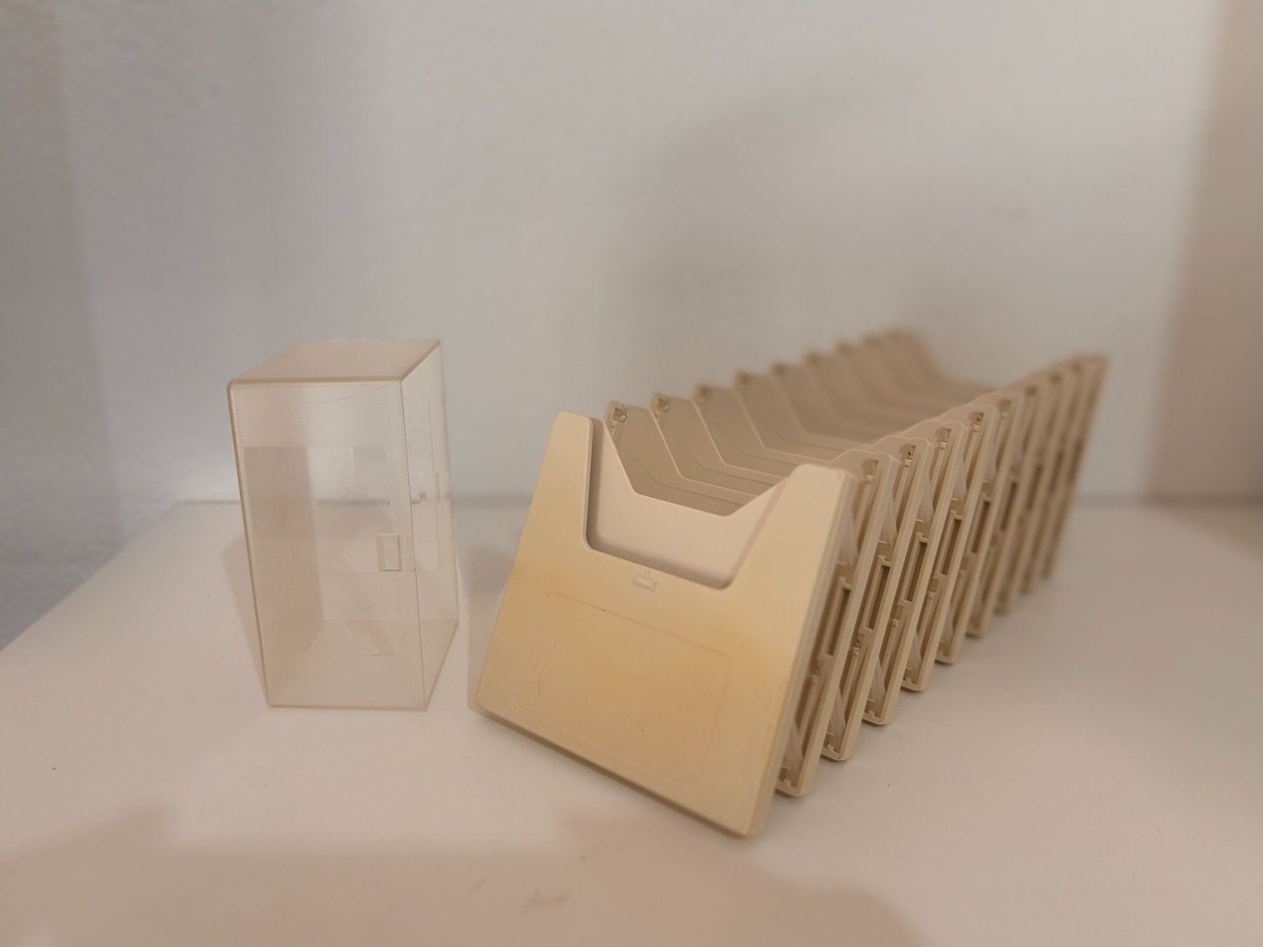 Contenitori & Simili: Disketten Disc Aufbewahrungsbox/ Diskettenbox Vintage – Usato da Binningen venduto da samorga21 1