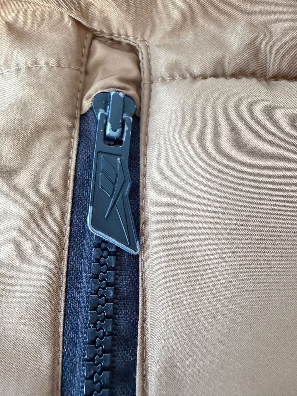 Reebok Jacken & Mäntel: warme Winterjacke – Gebraucht aus Herrliberg von apr_r9fh 6