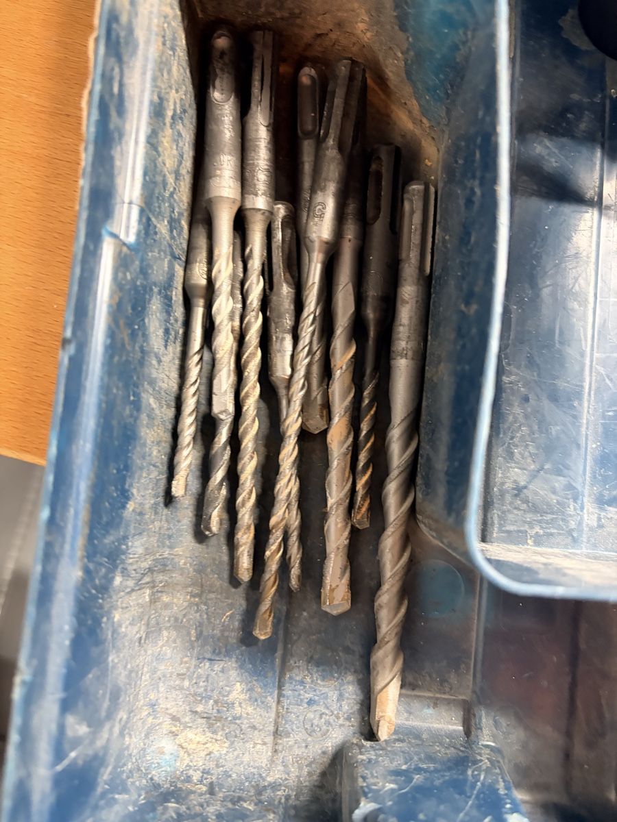 Hilti Perceuses: Hilti TE-10 SDS-Plus-Bohrhammer – D'occasion à Neuendorf par hank645 2