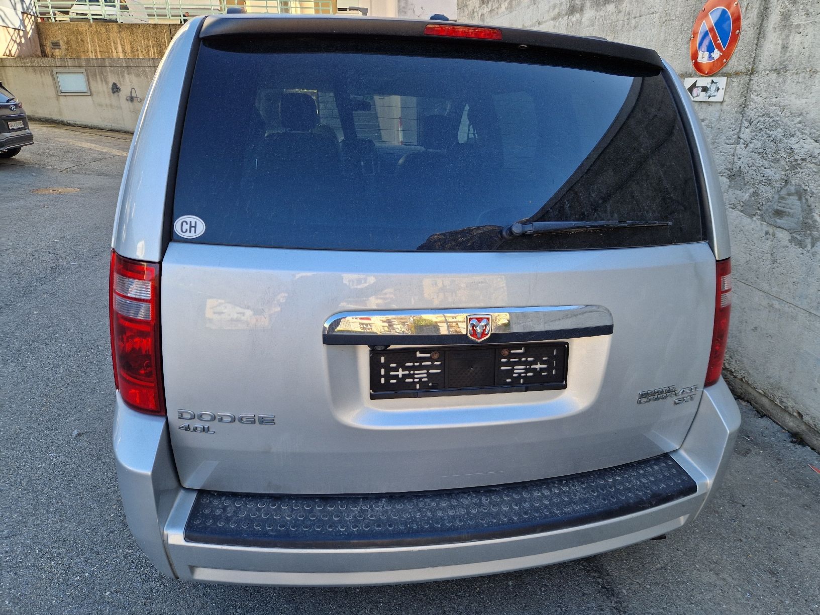 Dodge Automobili: Dodge Grand Caravan SXT 4.0 – Usato da Naters venduto da czt_z8kn 3