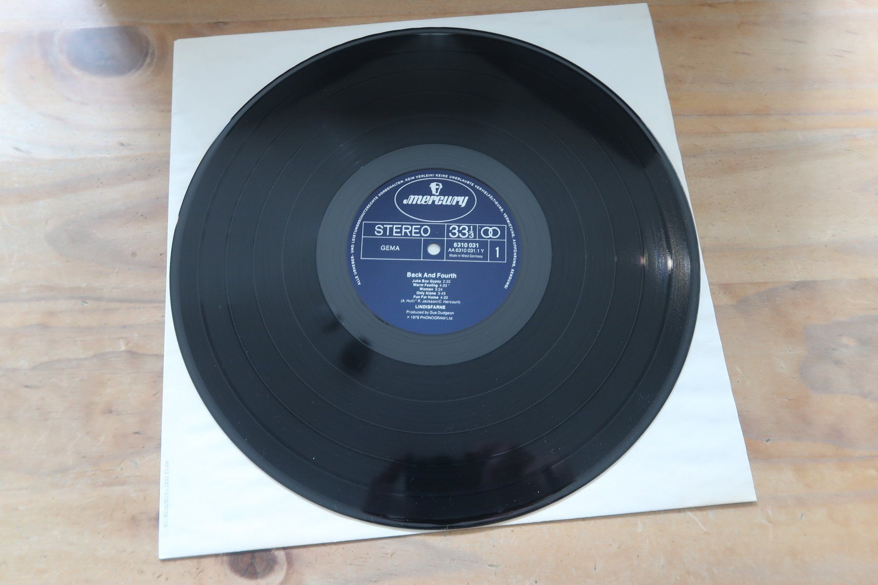 Dischi in vinile: LINDISFARNE - BACK AND FOURTH - VINYL LP – Usato da Basel venduto da Patiscat 3
