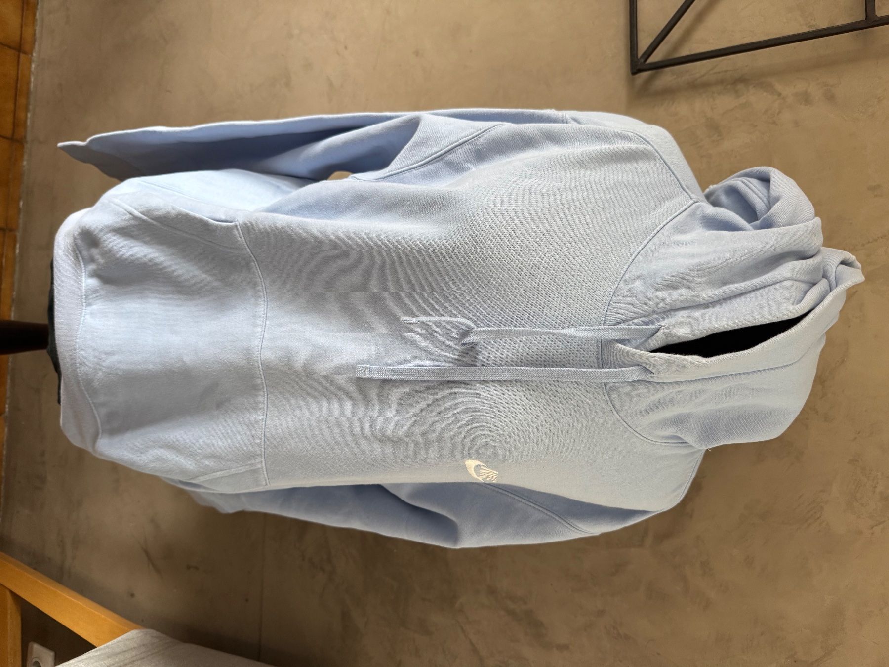 Nike Maglioni & Felpe: Pull bleu ciel Nike taille S Mel – Usato da Veyrier venduto da Kimedovapa_1