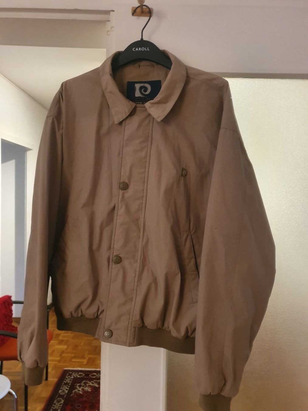 Pierre Cardin Giacche: Pierre Cardin veste – Usato da Genève venduto da GenevaLuxury