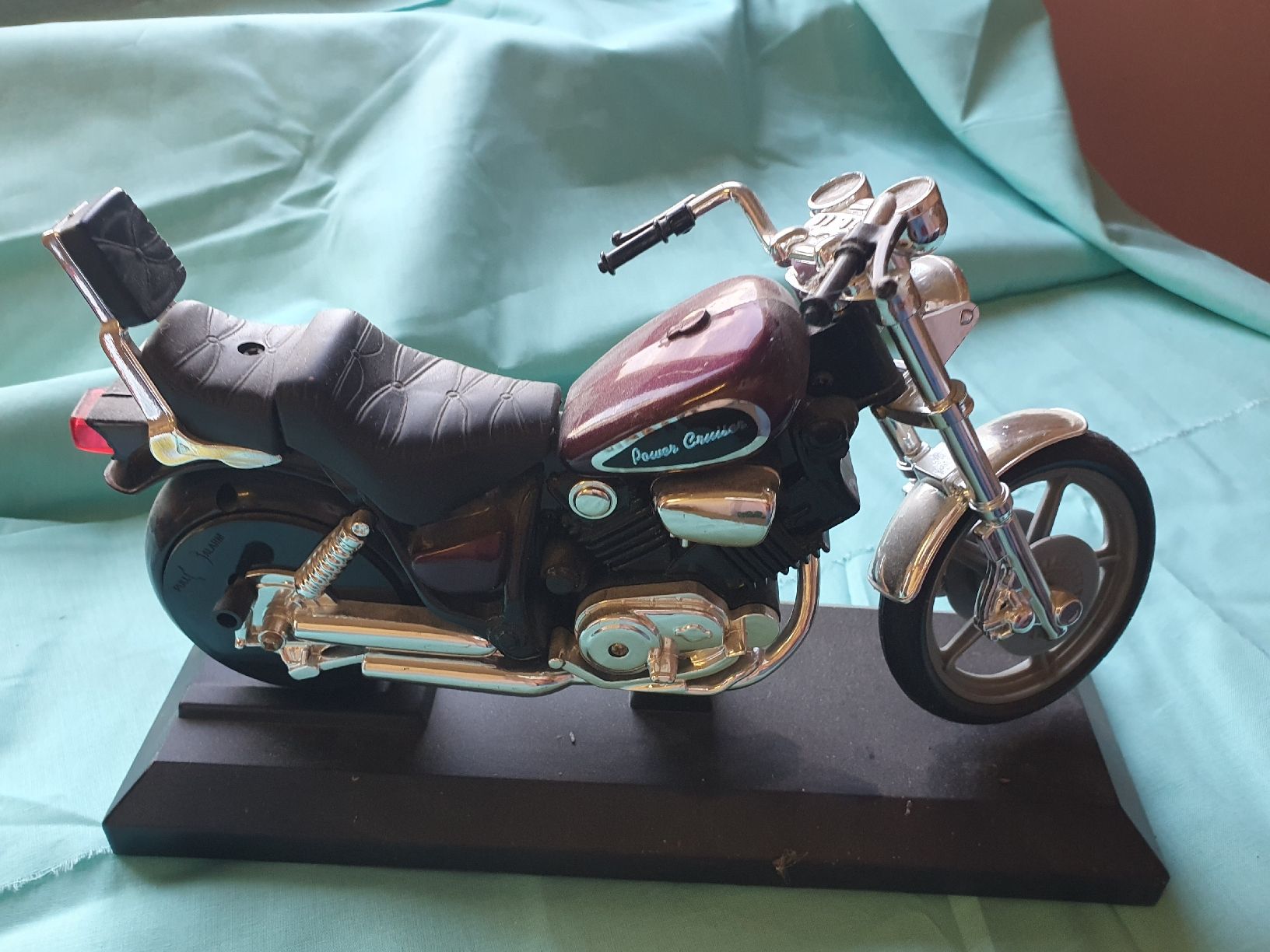 Autres: Motorrad mit Wecker – D'occasion à Eggerberg par wellros 2