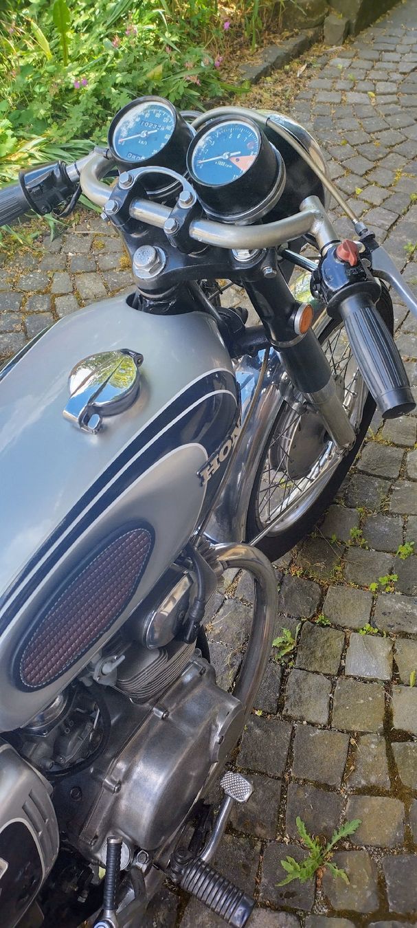Honda Strada: Honda CB 250K 1972 – Usato da Rafz venduto da Java500 8