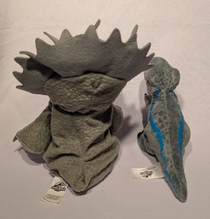 Jurassic World Plüsch Figur & Handpuppe Dinosaurier 3