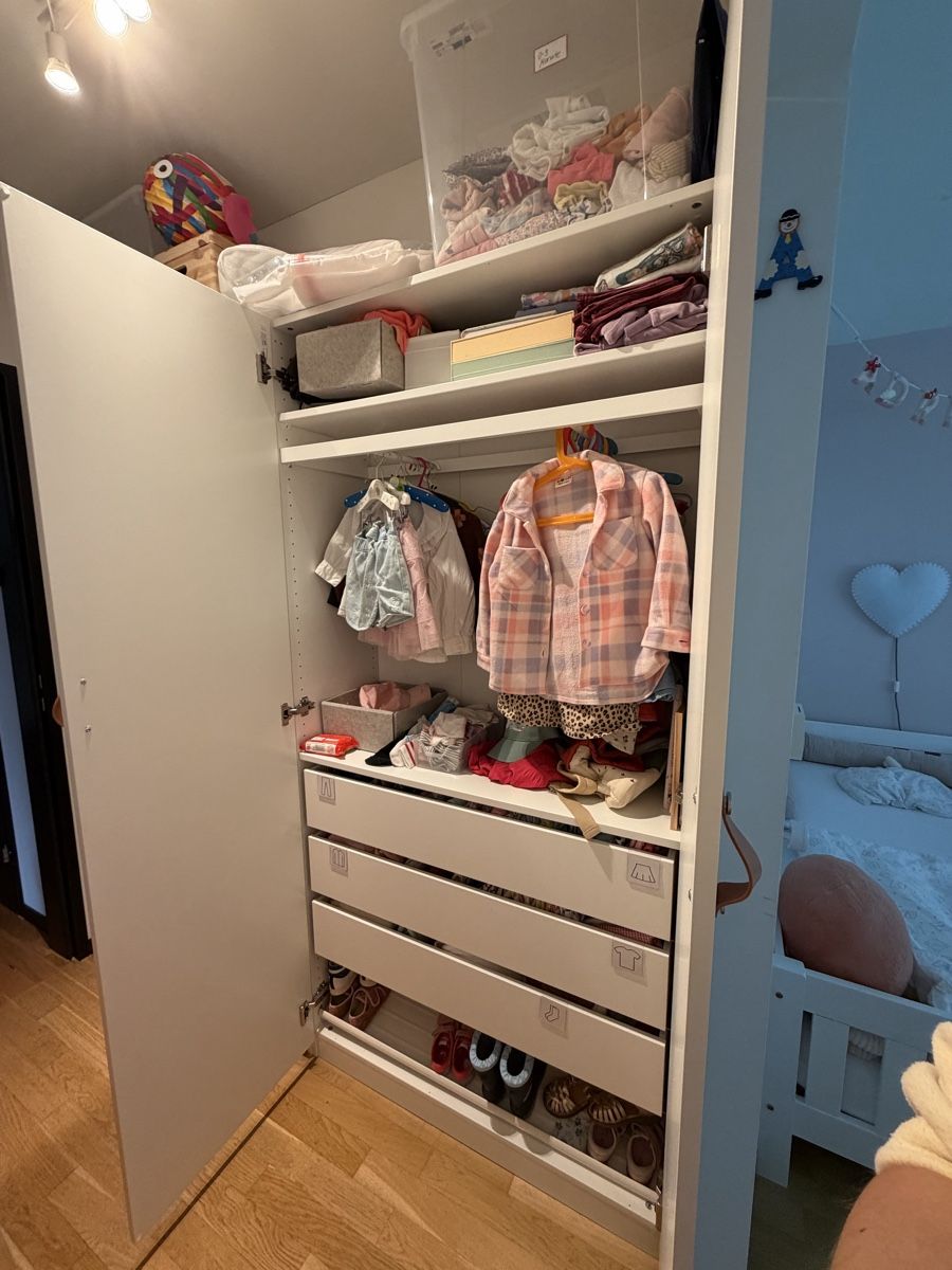 Ikea Armadi: Perfekt erhaltener Schrank – Nuovo (secondo la descrizione) da Baar venduto da lavica05 2